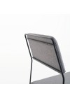 cadeira-spot-com-braco-cinza-claro-detalhe-do-encosto
