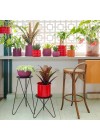 suporte-para-plantas-andorinha-grande-preto-ambientado