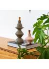vaso-castiçal-concreto-valentim-pequeno-rosa-e-grande-cinza-claro
