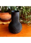 vaso-onda-2-preto-ambientado 