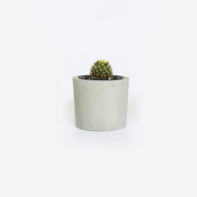 vaso de concreto cinza